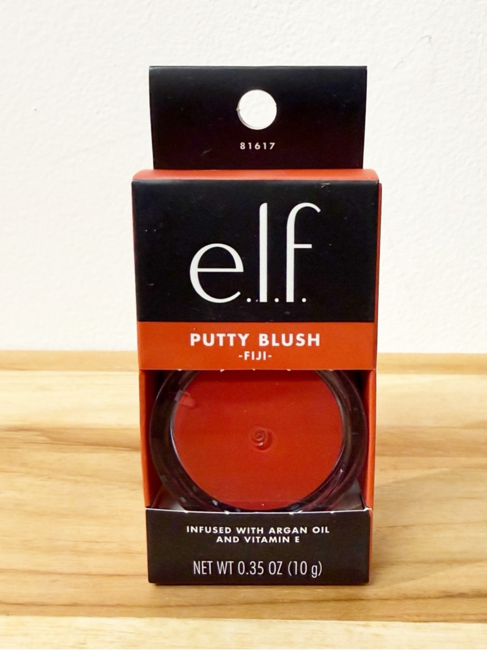 NIB E.L.F. Putty Blush in Fiji